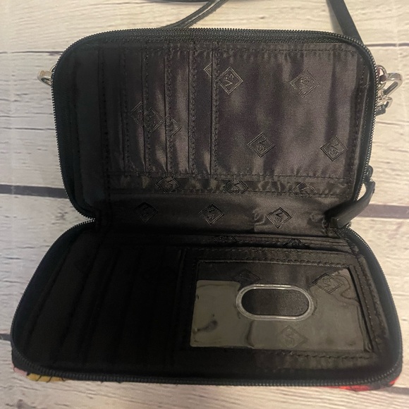 Vera Bradley Wallet on a String - Picture 3 of 3